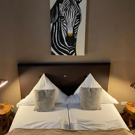 Hotel Am Volksgarten Dusseldorf