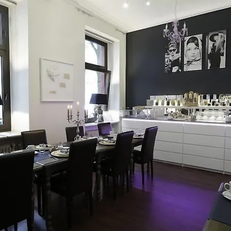 Hotel Am Volksgarten 3*