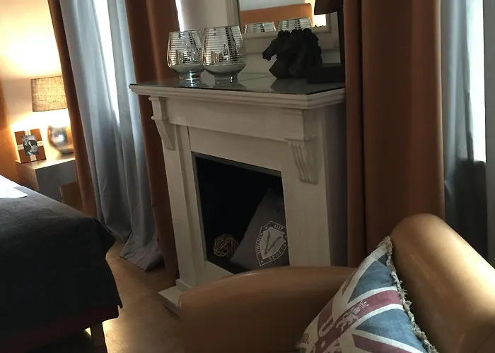 Am Volksgarten 3* Düsseldorf