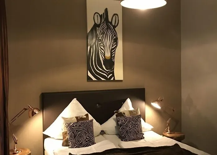 Am Volksgarten 3* Düsseldorf