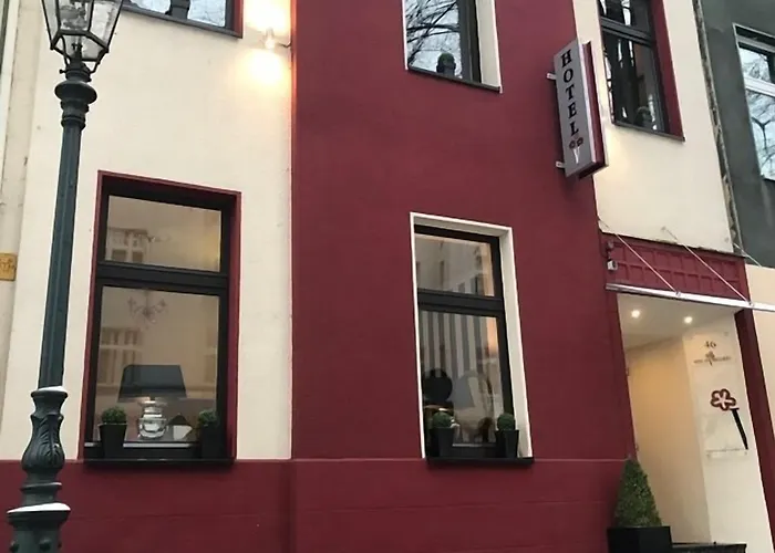 Hotel Am Volksgarten 3*