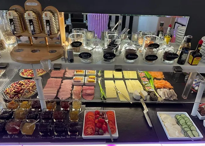 人民花园酒店 3*