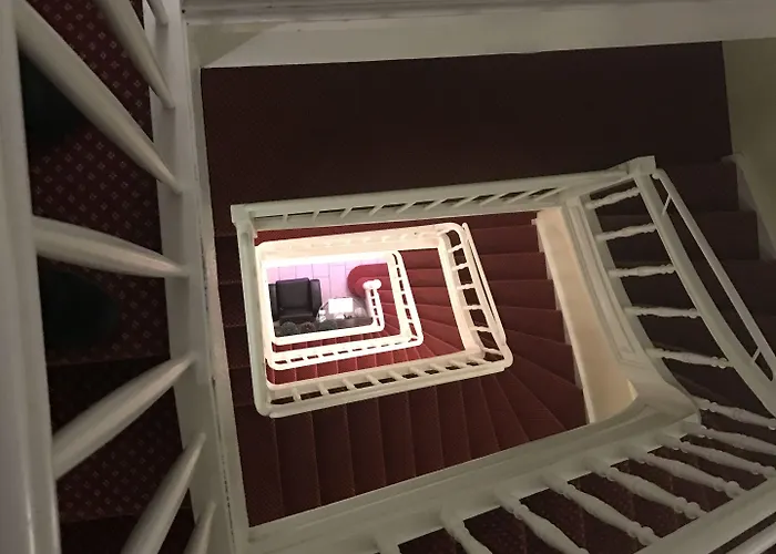 人民花园酒店 3*