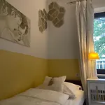 Am Volksgarten מלון דיסלדורף