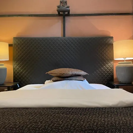 Am Volksgarten Hotel 3*