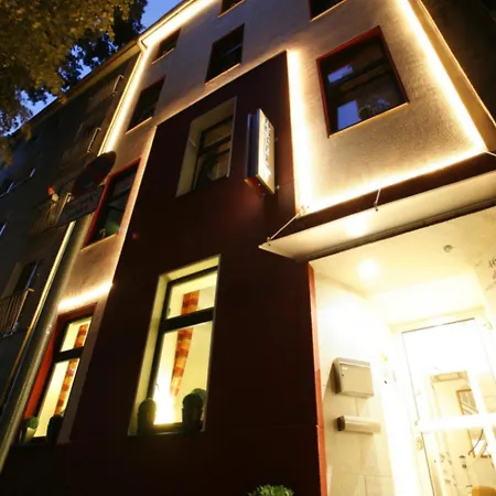 Am Volksgarten Hotel Dusseldorf