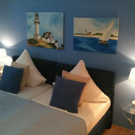 Am Volksgarten Hotel 3*
