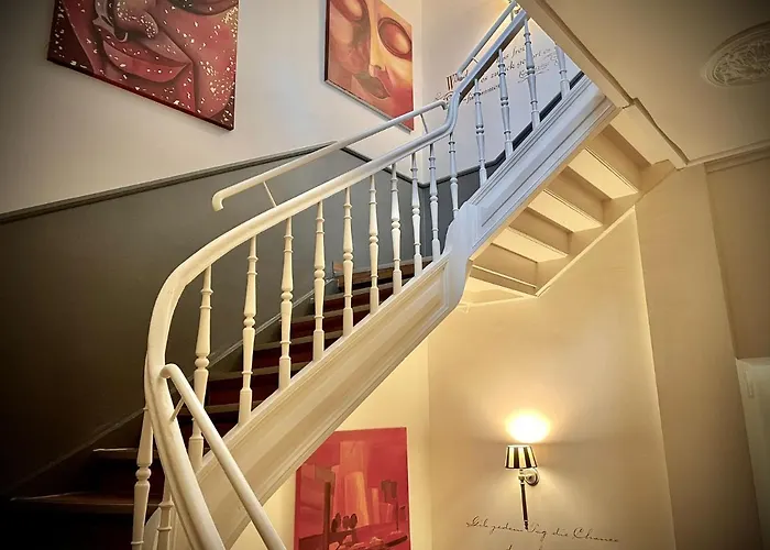 Am Volksgarten 3* Düsseldorf