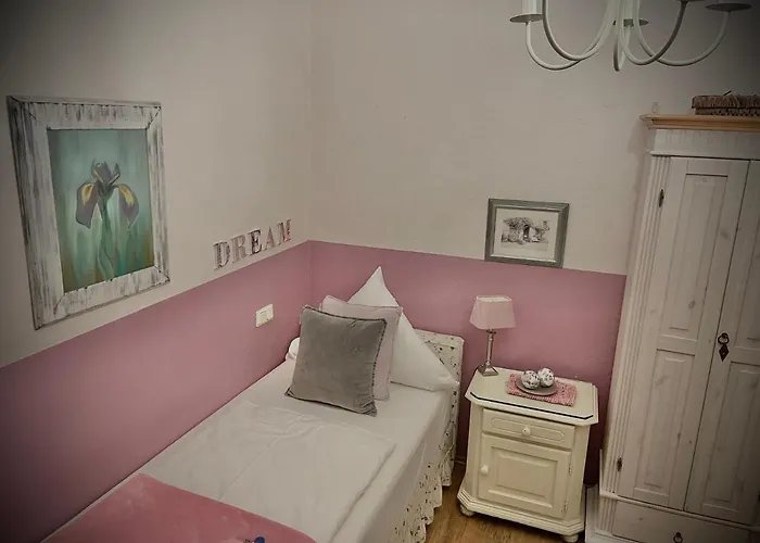 Am Volksgarten 3* Düsseldorf